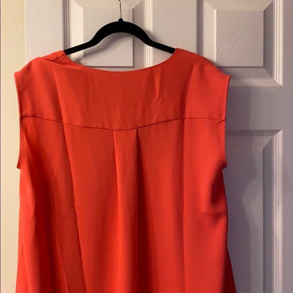 Flirty dress - Picture 3 of 3